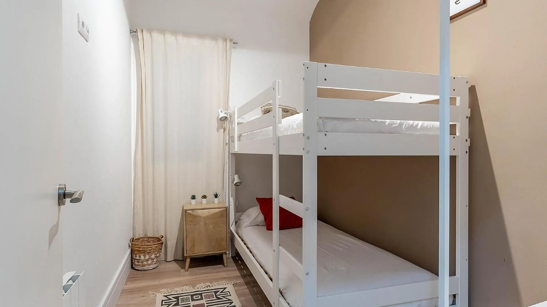 Apartmán 4212 - Ab Poble Sec Barcelona 0*,  Španělsko